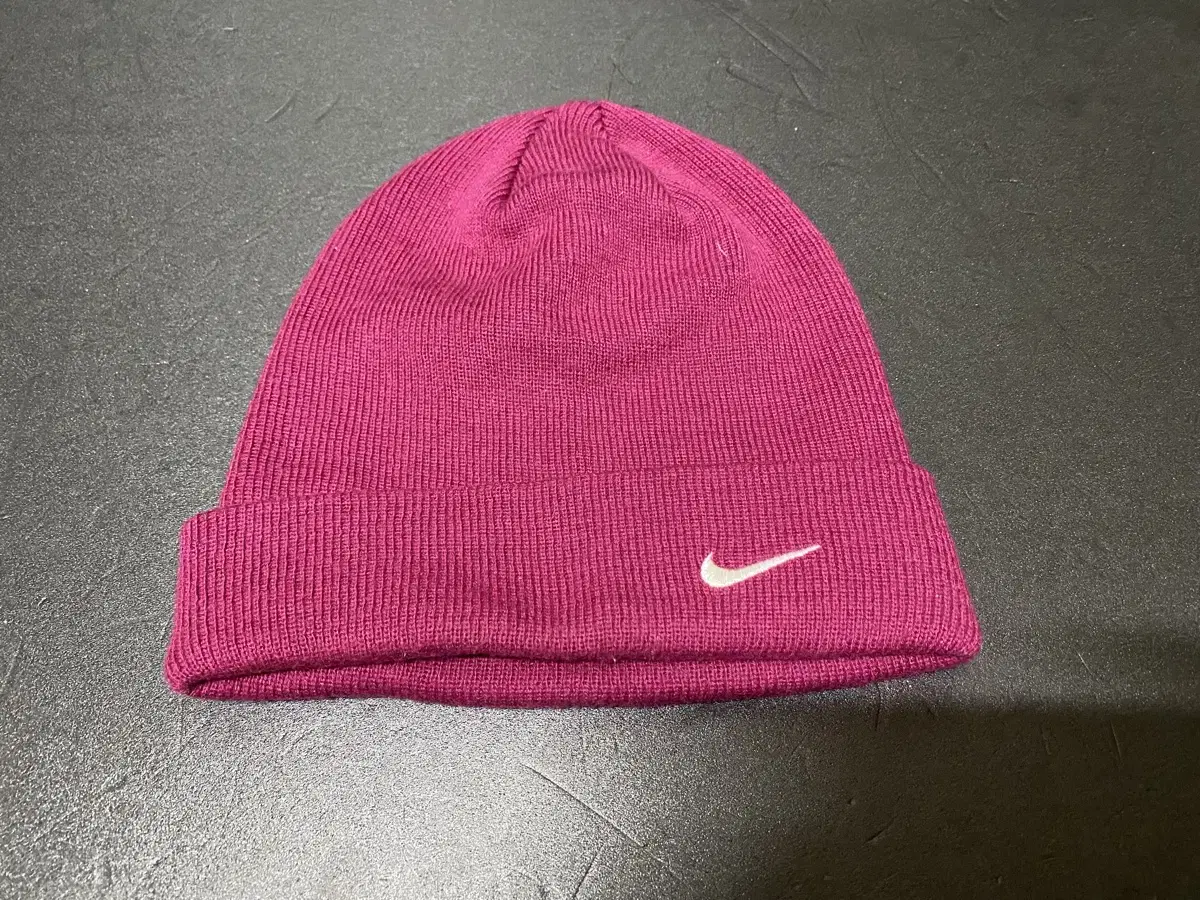 Nike vintage beanie-1